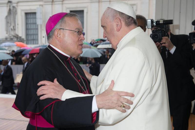 Le pape François et l'archevêque de Philadelphie Charles J. Chaput à Rome le 26 mars 2014 © AP Photo/L'Osservatore Romano