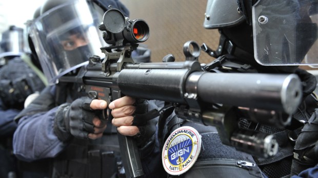 FRANCE-GOVERNMENT-ARMY-GIGN
