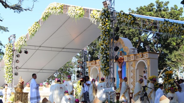 Messe d'ouverture du Congrès eucharistique international sur la place de l'Indépendance à Cebu (Philippines)
