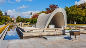 web-peace-memorial-hiroshima-japan-cowardlion-shutterstock-com.jpg