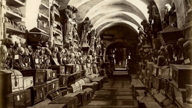 WEB-CATACOMBE-DIE-CAPPUCCNI-PALERMO–Giuseppe-Incorpora-Public-Domain-via-Wikipedia