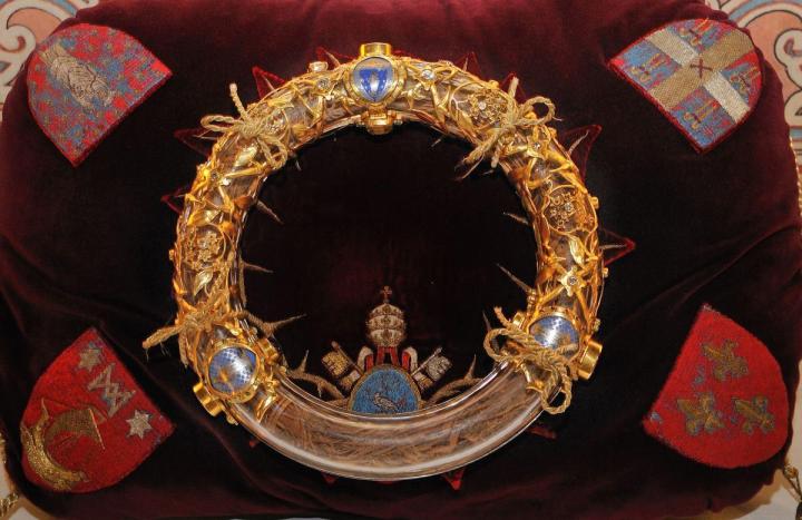 La Sainte Couronne d’Epines.