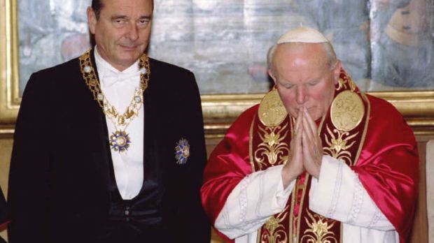 CHIRAC ET JEAN PAUL II