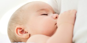Allaitement maternel : vrai et faux