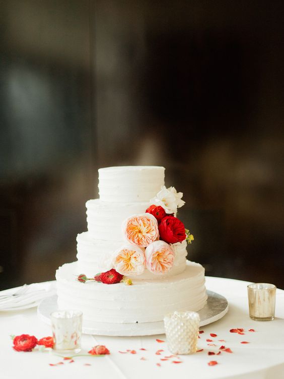 GATEAU DE MARIAGE FLEURI
