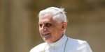 web3-pope-former-benedictxvi-portrait-giancarlo-giulianicppciric-e1672237756939