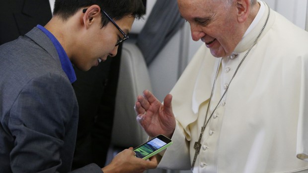 POPE SMARTPHONE