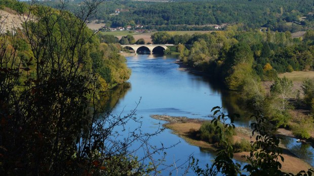 vezere river