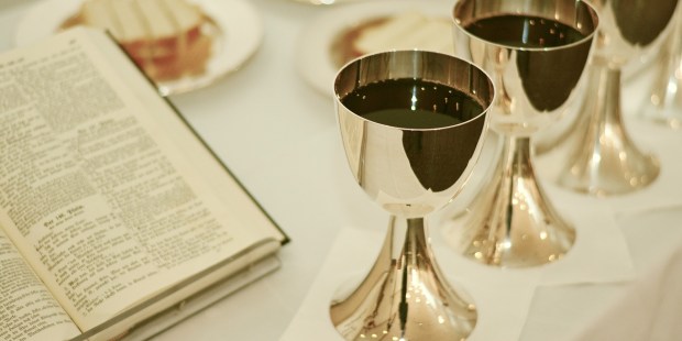 Connaissez-vous vraiment les objets liturgiques utilisés à la messe
