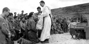 Le jour où une messe était célébrée à Omaha Beach