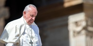 Guerre en Ukraine : le drapeau blanc du Pape
