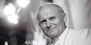 Comment Jean Paul II a contribué à faire chuter le Mur de Berlin : dix dates clés