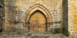 Allons-nous devoir désaffecter ou désacraliser des églises de façon massive ?
