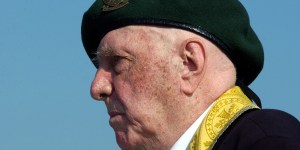 &#8220;Je n’avais pas le droit de m’arrêter sur la plage&#8221; : le Débarquement de l’abbé de Naurois 