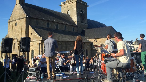 Concert de pop louange à Notre-Dame du Cap Lihou.