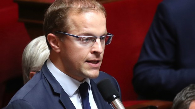 Le député LR Thibault Bazin, dans l'hémicycle de l'Assemblée nationale.