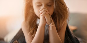 Est-ce que mon ange gardien achève ma prière si je m&rsquo;endors ?