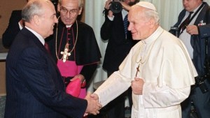 JOHN PAUL II MEET GORBATCHEV