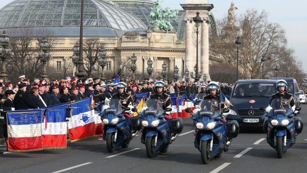 web2-pont-alexandre-iii-afp-000_par7511127.jpg