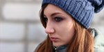 Adolescente songeuse
