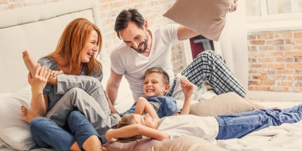 Happy - Family - Bed - Play