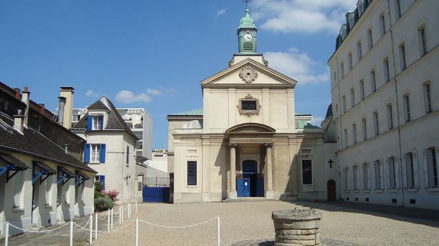 1024px-notre-dame-de-la-paix_paris.jpg