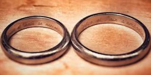 Alliances de mariage : ces gravures auxquelles vous n&#8217;auriez jamais pensé