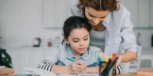 Instruction en famille : alors, on a le droit ou pas ?