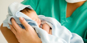 Abus de césariennes : une surenchère thérapeutique ?
