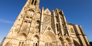 Ces cathédrales qui jalonnent les chemins de Saint-Jacques-de-Compostelle