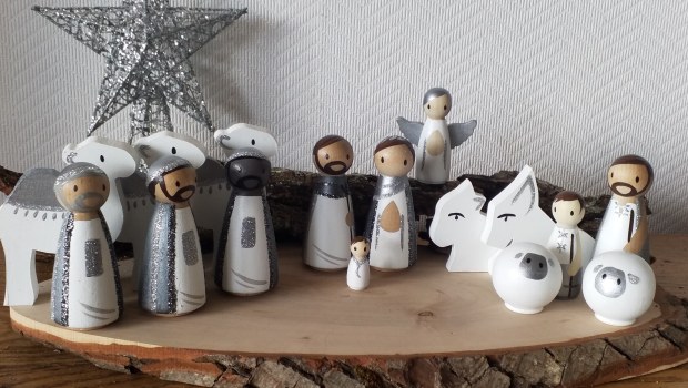 Crèche de Noël, Dame de Bois