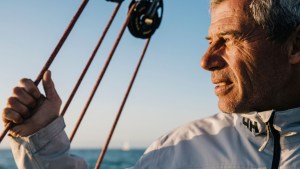 Sébastien Destremau sur son bateau du Vendée Globe