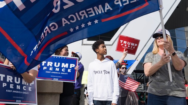 USA-ELECTIONS-TRUMP-BIDEN-PROTESTERS-063_1229481890.jpg