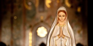Pourquoi prier Marie ?