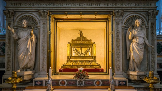 The chains of Saint Peter