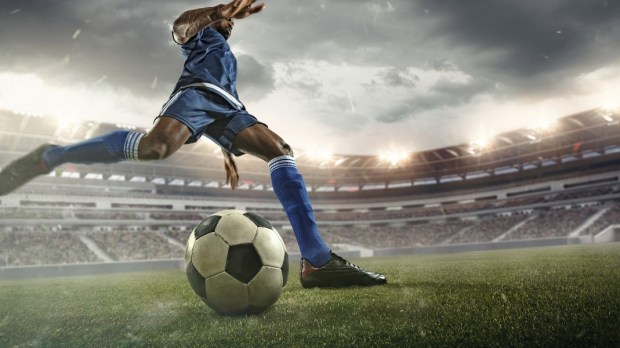 SOCCER-PLAYER-shutterstock_1687861552.jpg