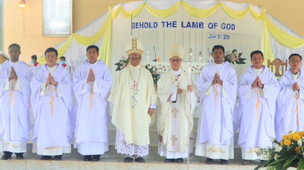 Ordination-Birmanie-e1624877703972.png