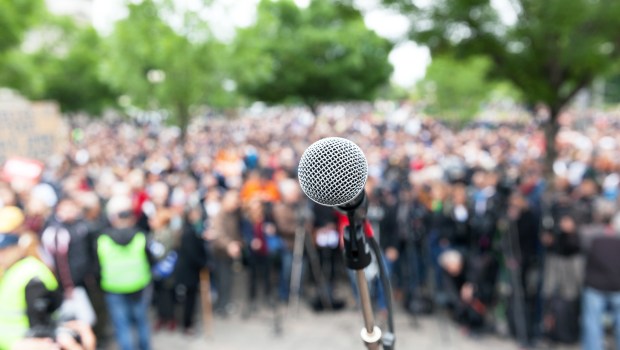 WEB2-COMMUNICATION-POLITIQUE-shutterstock_1020349474.jpg