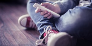 &#8220;Mais que fait un iPhone entre les mains d&#8217;un collégien?&#8221;