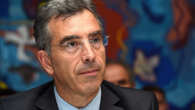 DOMINIQUE REYNIÉ