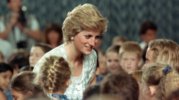 PRINCESS-OF-WALES-DIANA-JAKARTA-000_ARP1626726.jpg