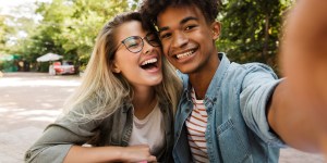 Adolescents : les amours d&#8217;été aident-ils à grandir ?