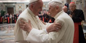 [EN DIRECT] François présidera les funérailles de Benoît XVI le 5 janvier au Vatican