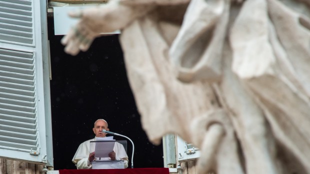 POPE-FRANCIS-ANGELUS