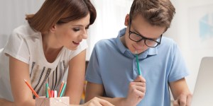 Mères, osez manifester votre amour à votre fils (même s’il a 15 ans)