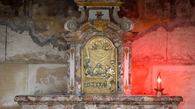 WEB2-TABERNACLE-GODONG-FR448141A.jpg