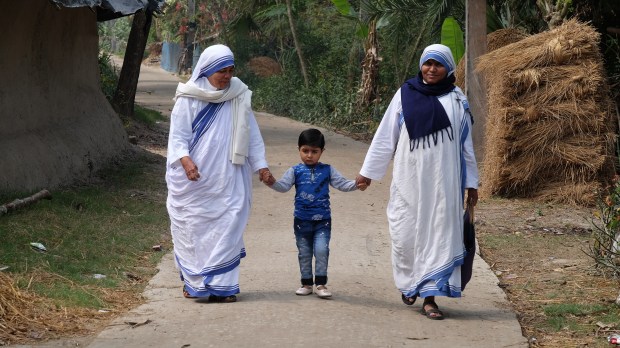 WEB2-CHARITY-NUNS-INDIA-shutterstock_1736354240.jpg