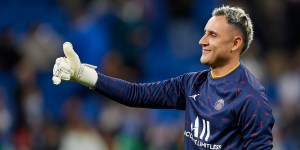 Le gardien du PSG Keylor Navas accueille 30 réfugiés ukrainiens chez lui