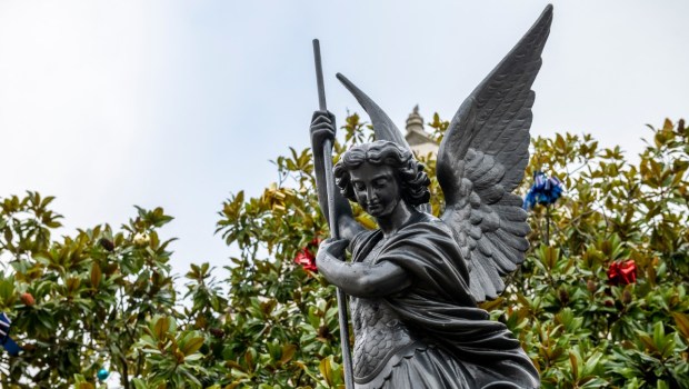 Statue de saint Michel aux Sables-d’Olonne (Vendée)