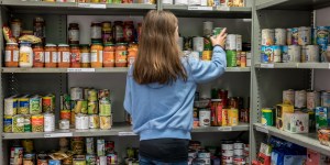 Dans ce magasin polonais, les réfugiés ukrainiens paient en « merci »